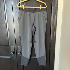 REI Men's Gray Athletic Pants. size large.